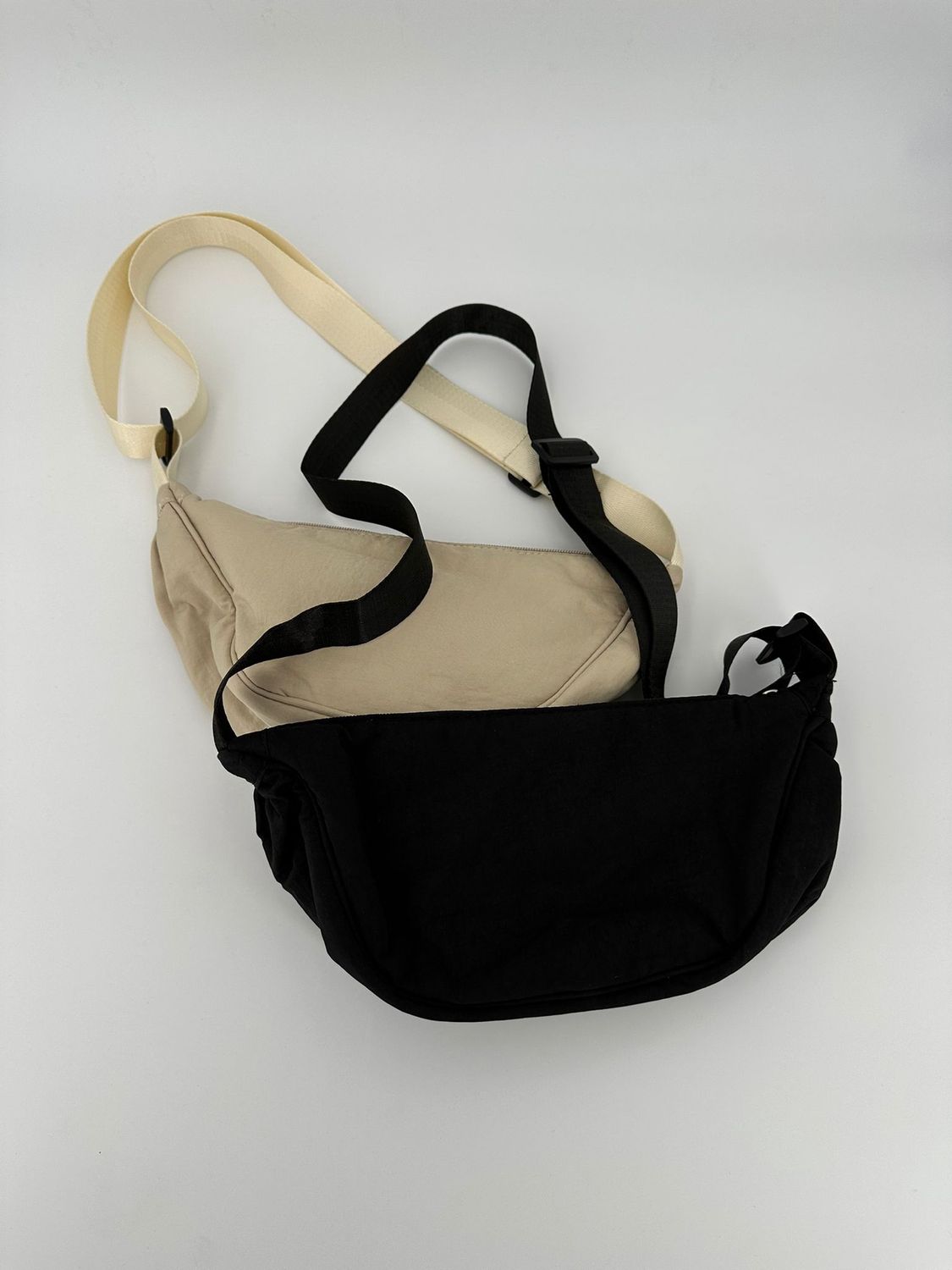 Ronde Schoudertas Zwart en Creme